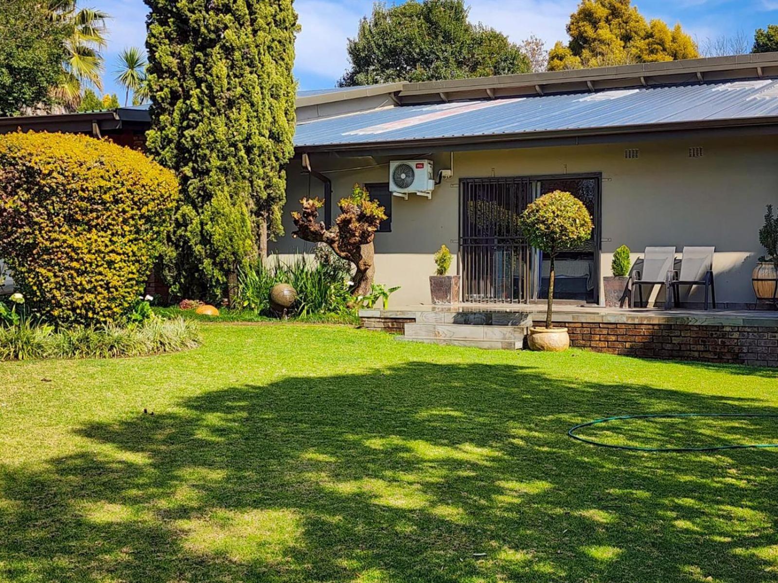 Spies Villa - Fast Wi-Fi, Netflix And Generator Middelburg  Exterior photo